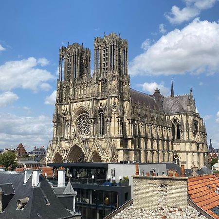 Duplex Hammam Au Pied De La Cathedrale Avec Vue Apartment Reims Ngoại thất bức ảnh